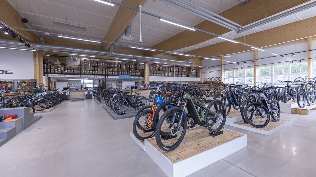 Kohdekuva 6 Autokeskuksentie 7