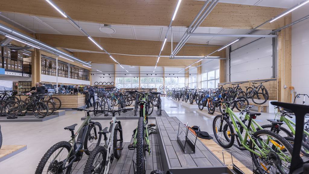 Kohdekuva 10 Autokeskuksentie 7