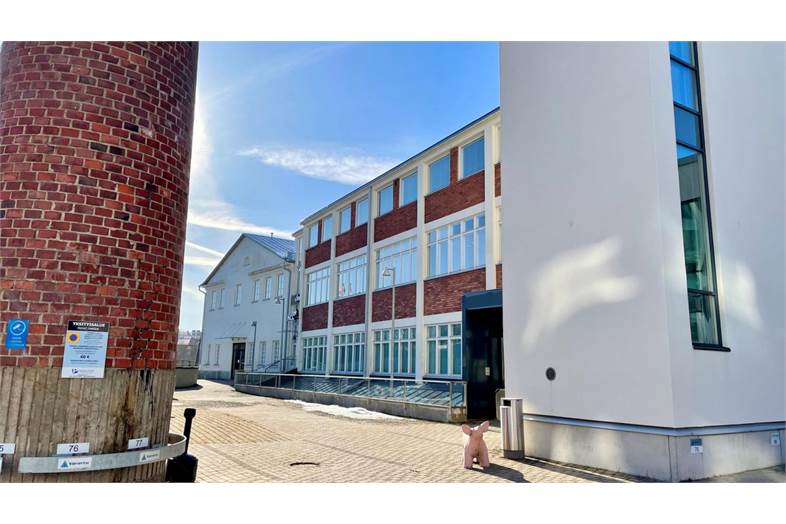 Helsinginkatu 15/Jokikatu 2