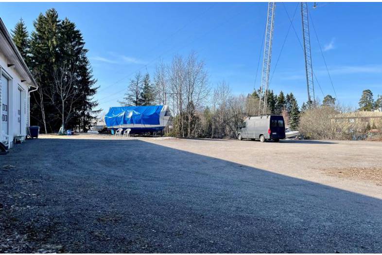 Kolmikesäläntie 2 B