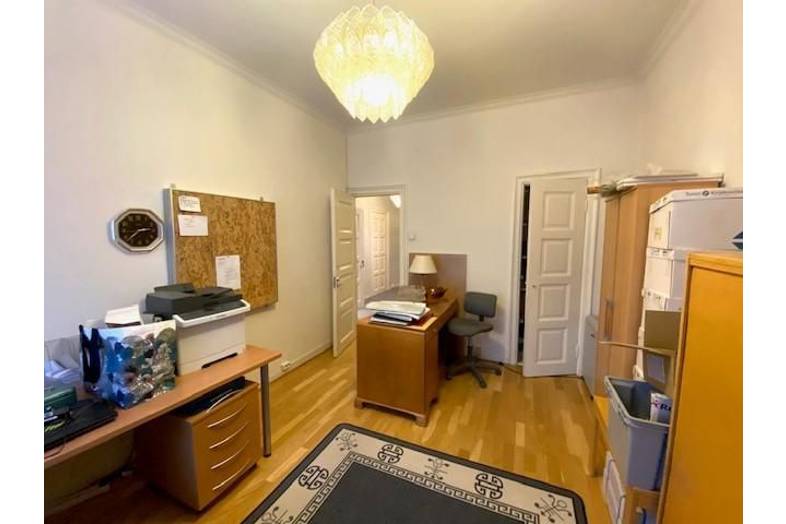 Pellavatehtaankatu 12