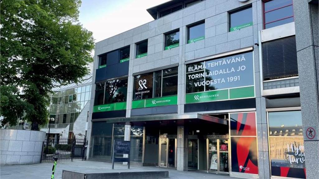 Yliopistonkatu 17/Kauppiaskatu 8