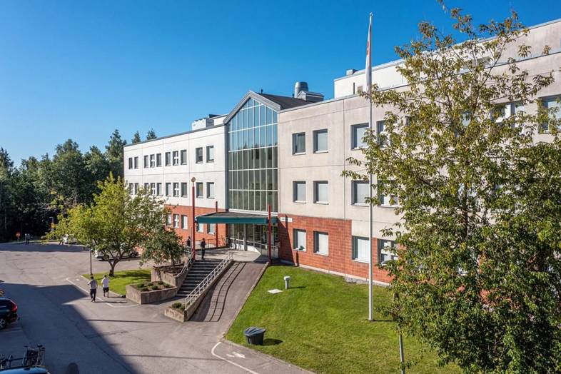 Hermiankatu 6-8, Rakennus A