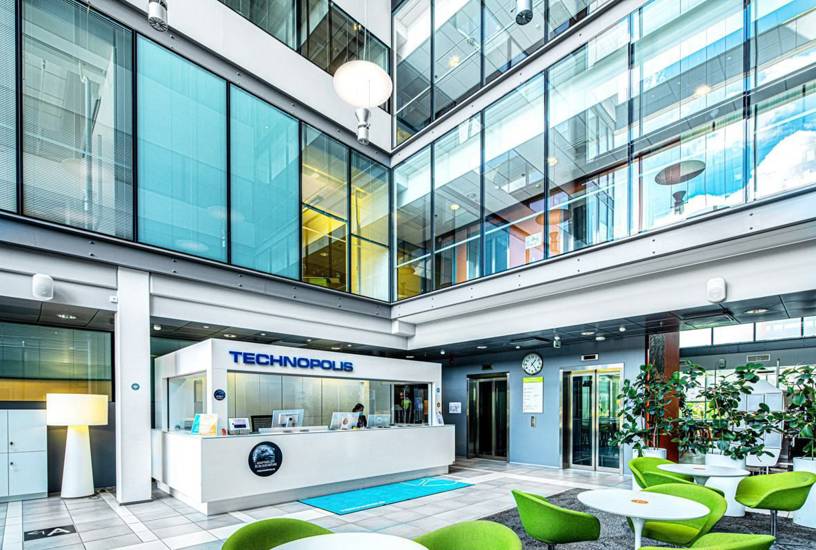 Vaisalantie 2, A-Talo