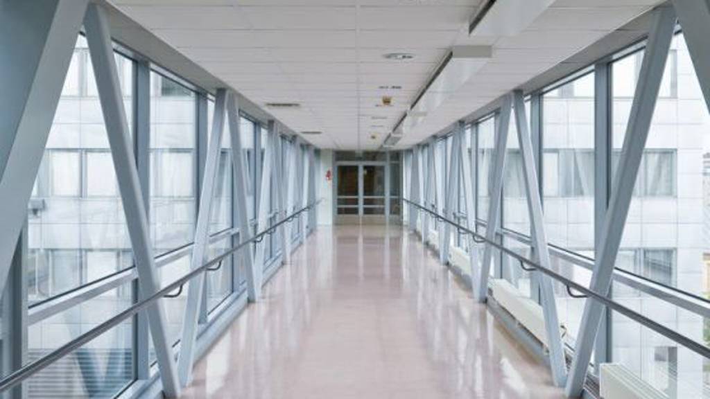 Veistämönaukio 1-3