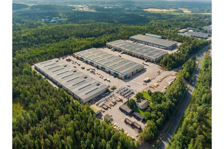 Juvan Teollisuuskatu 25