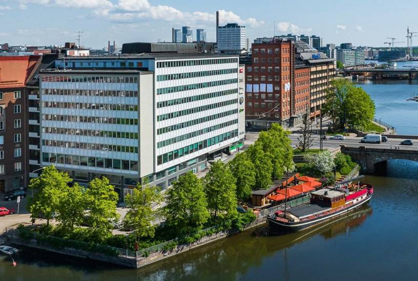 Pitkänsillanranta 3