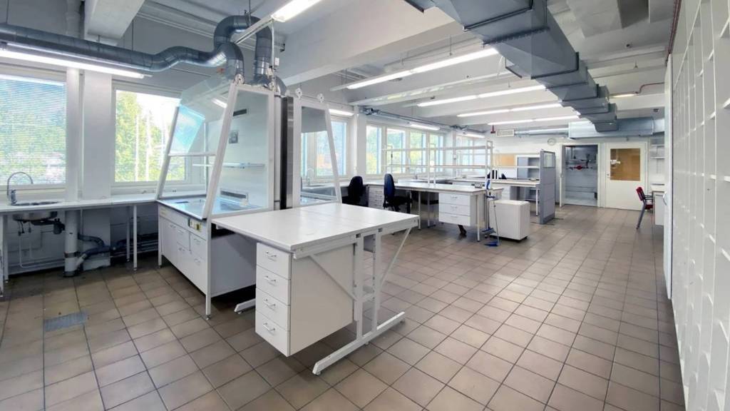 Pieni Teollisuuskatu 2