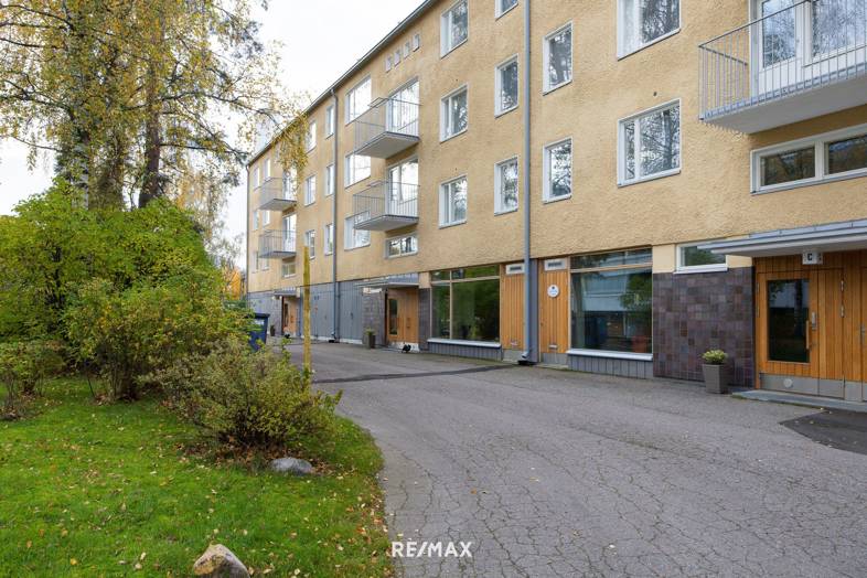 Artturi Kanniston tie 10