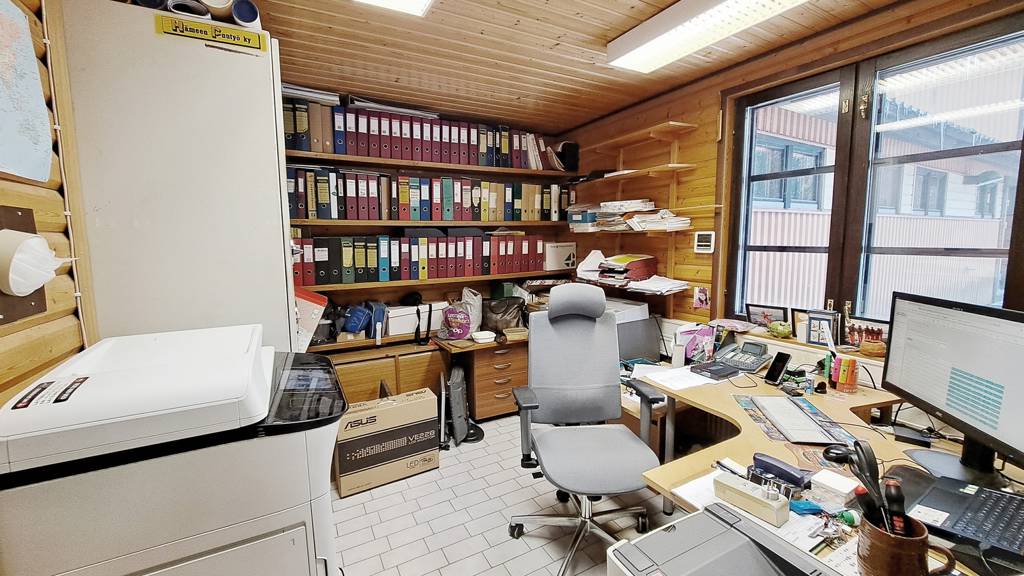 Toimistotila Viittakiventie 15