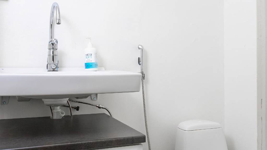 Erillinen wc Ilmarisenkatu 2