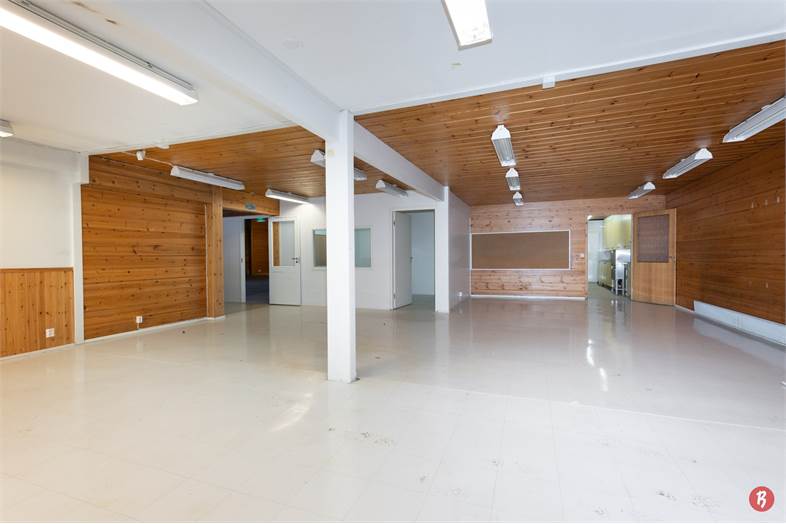 Läntinen kirkkokatu 9