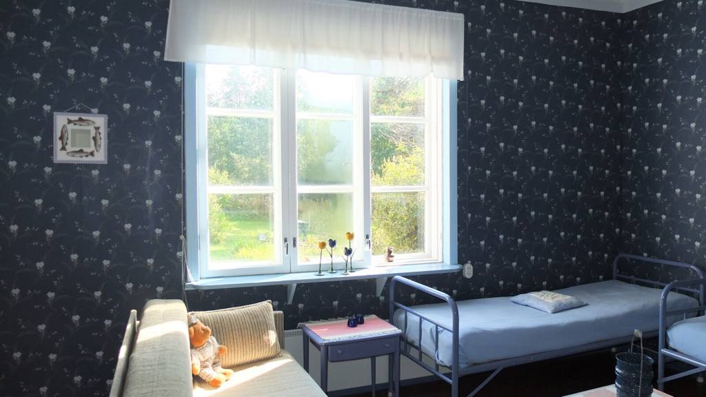 Valkeajärvenraitti 11-15