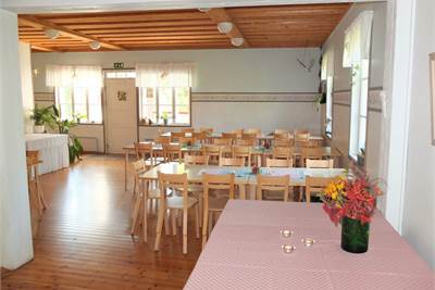 Valkeajärvenraitti 11-15