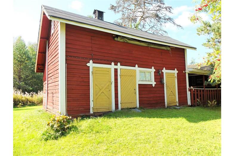 Valkeajärvenraitti 11-15