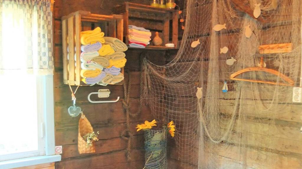 Valkeajärvenraitti 11-15