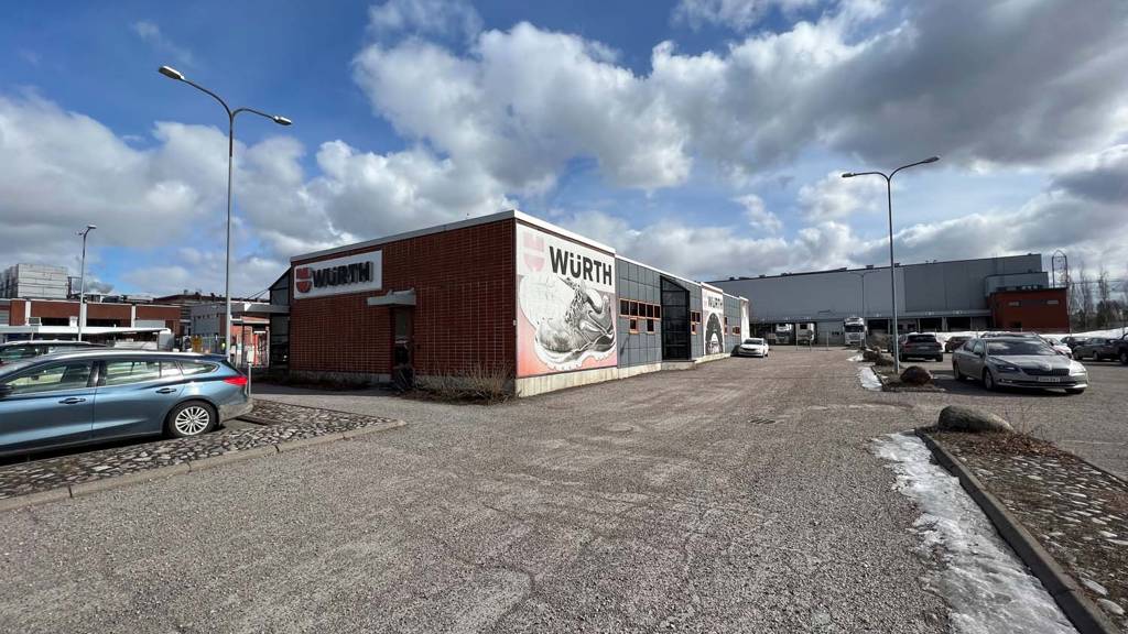 Väinö Tannerintie 1