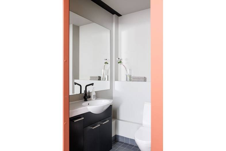 Pursimiehenkatu 29-31