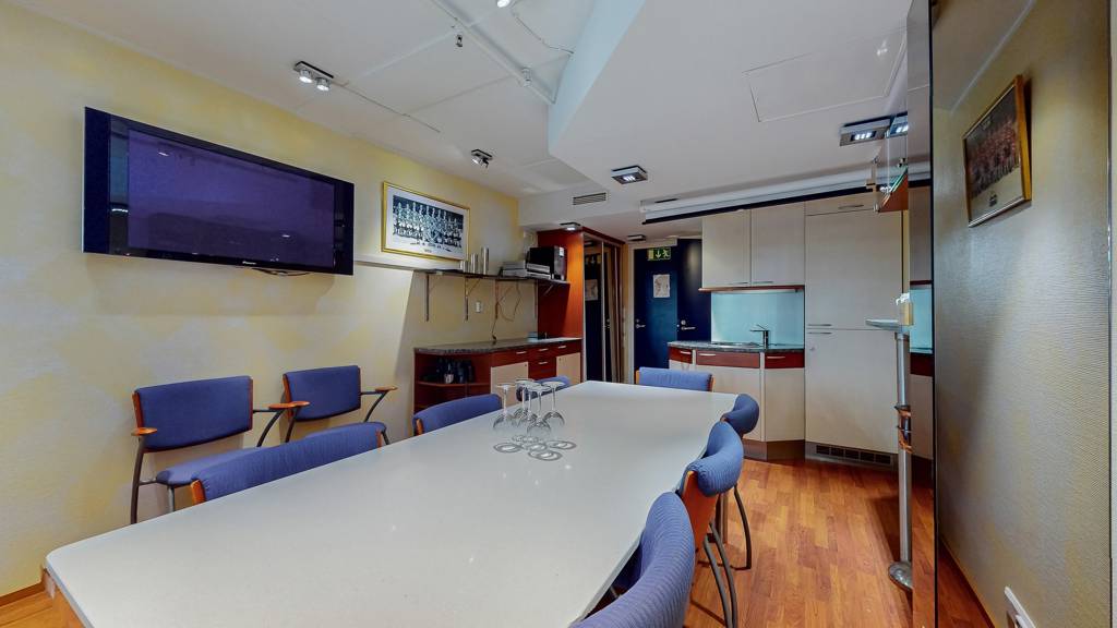 Kohdekuva 3 Urheilupuistontie 3 Aitio