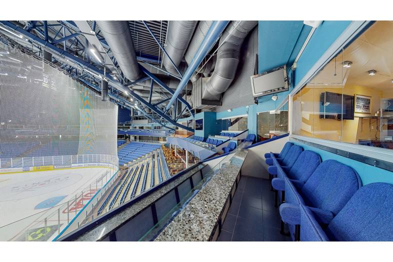 Urheilupuistontie 3 Aitio