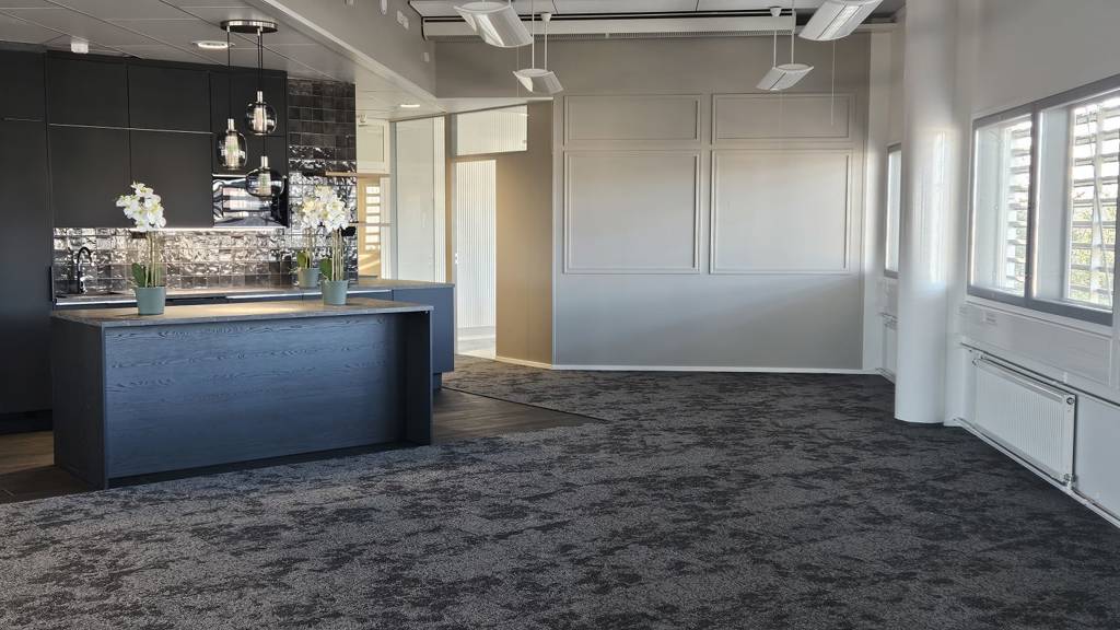 Avia Wing päätytoimisto 5. kerros Rahtitie 3