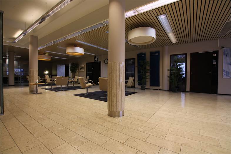 Kuninkaanlähteenkatu 4