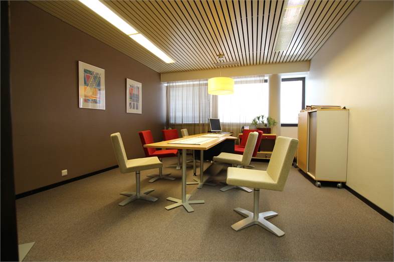 Kuninkaanlähteenkatu 4