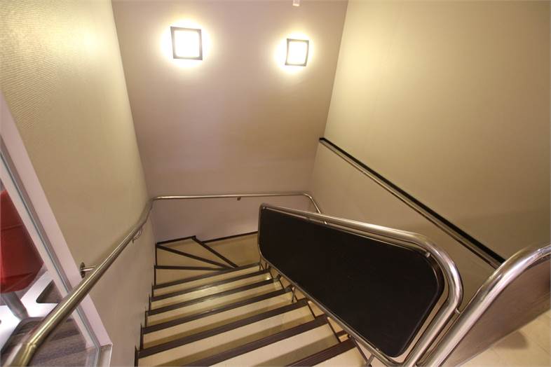 Kuninkaanlähteenkatu 4