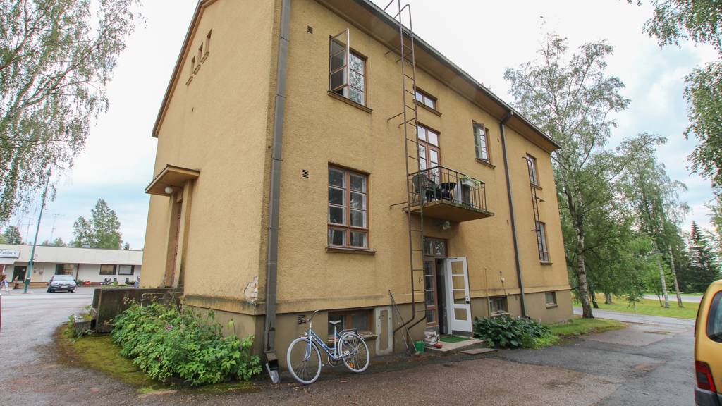 Kylä-Karviantie 13A