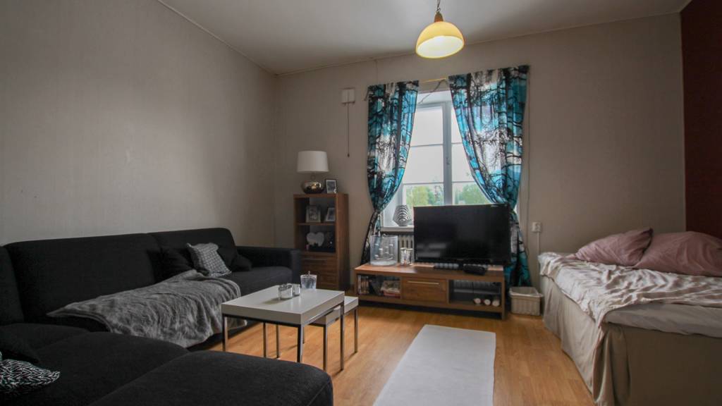 Kylä-Karviantie 13A