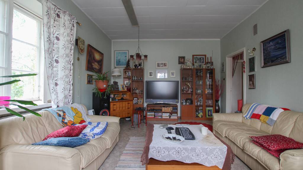 Kylä-Karviantie 13A