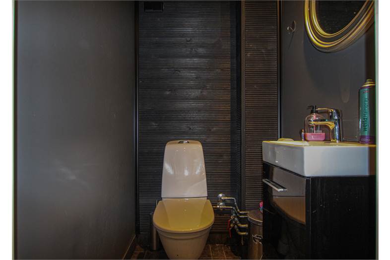 Kuninkaanlähteenkatu 6