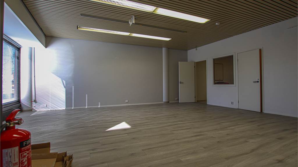 Kuninkaanlähteenkatu 4