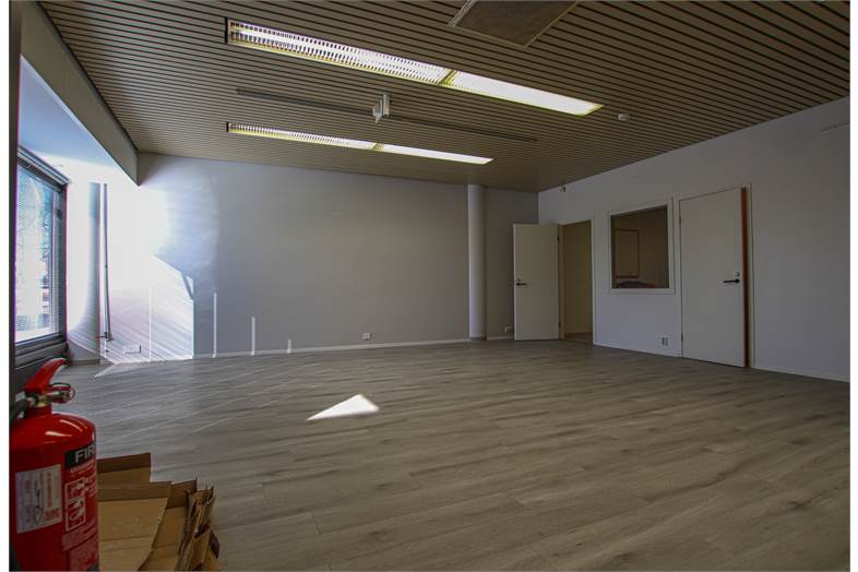 Kuninkaanlähteenkatu 4