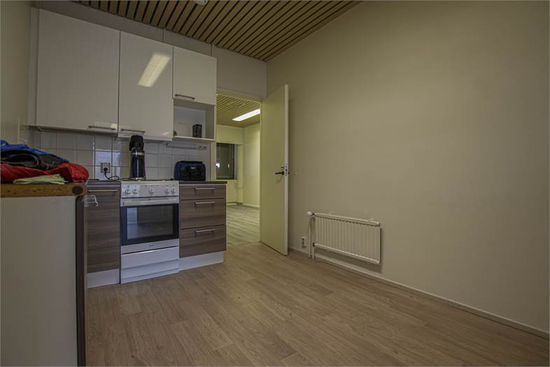 Kuninkaanlähteenkatu 4