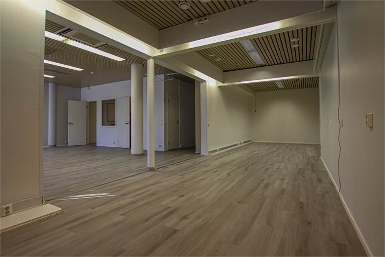 Kuninkaanlähteenkatu 4