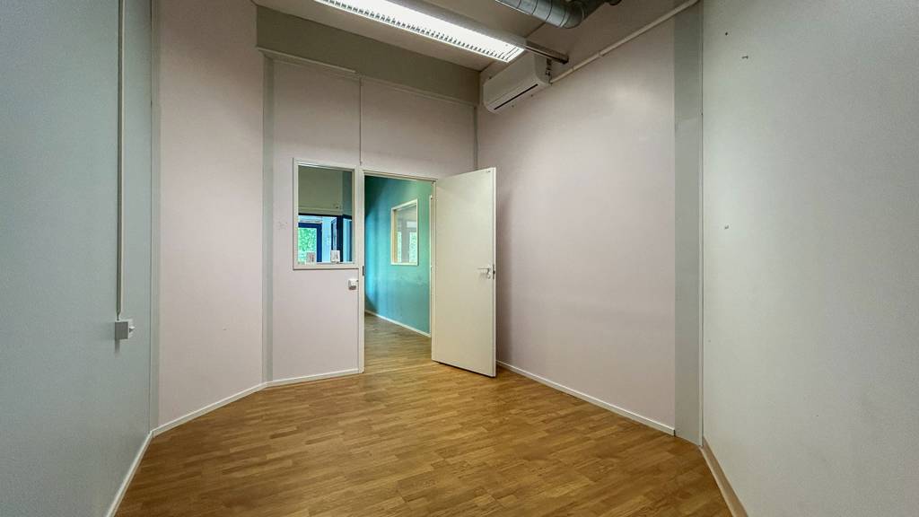 Alakerran työhuone Sepänpellontie 2A