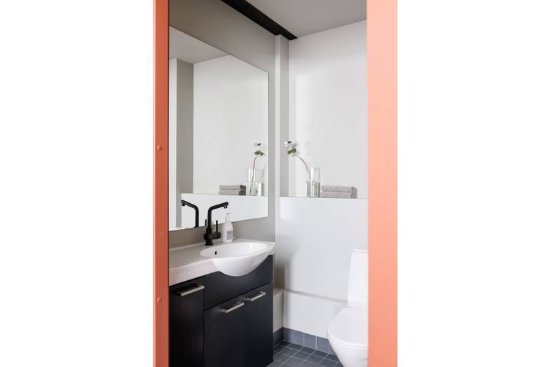 Pursimiehenkatu 29-31