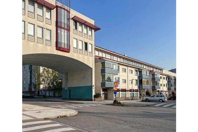 Albert Petreliuksen Katu 3