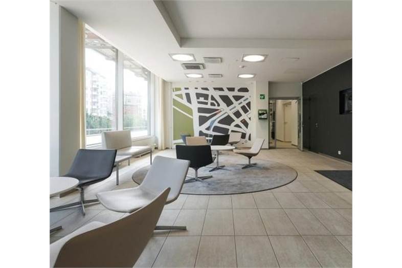 Pohjoinen Rautatiekatu 25