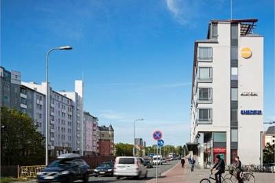 Pohjoinen Rautatiekatu 25