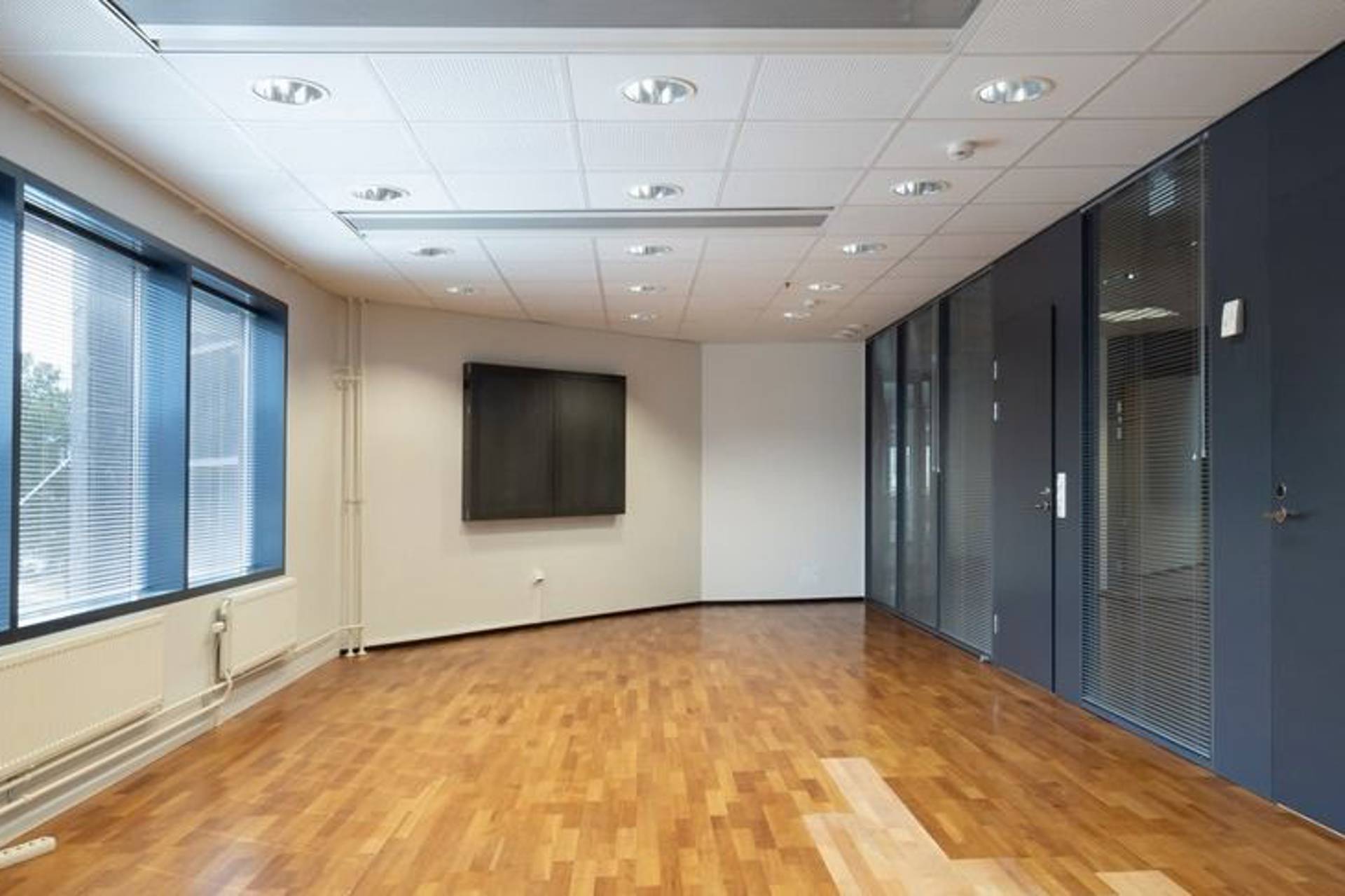 Robert Huberin Tie 3