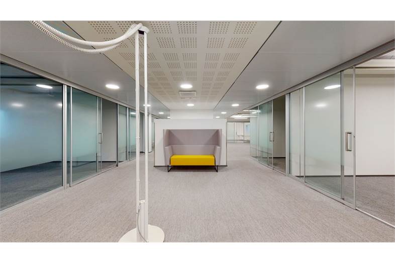 Pohjoinen Rautatiekatu 25