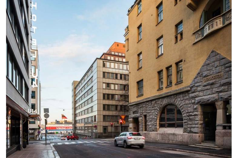 Eteläinen Makasiinikatu 4
