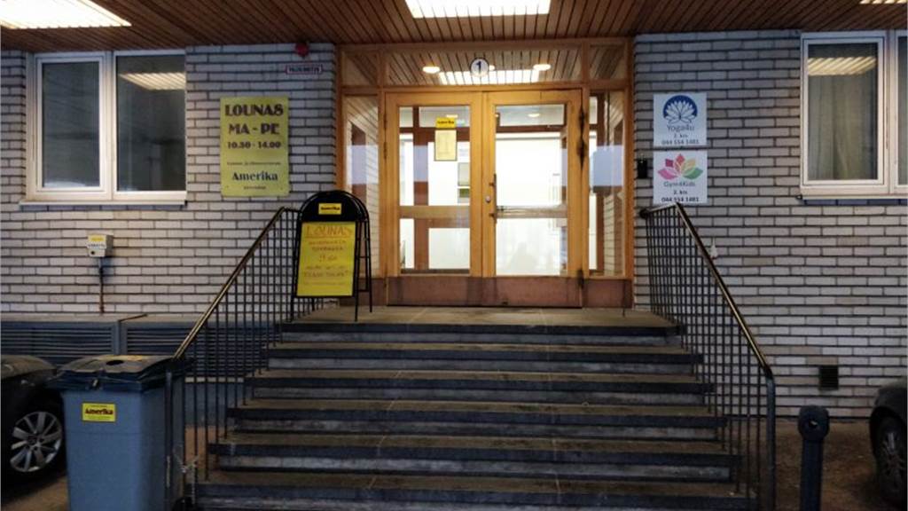 Sisäänkäynti Amerintie 1