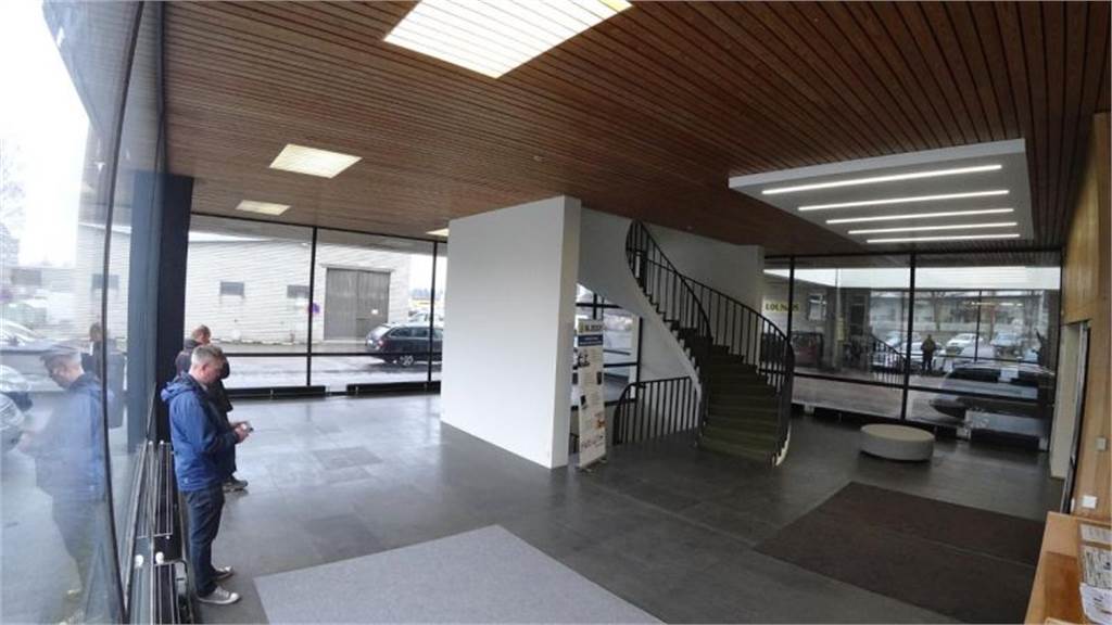 aula josta hissi varastoon Amerintie1