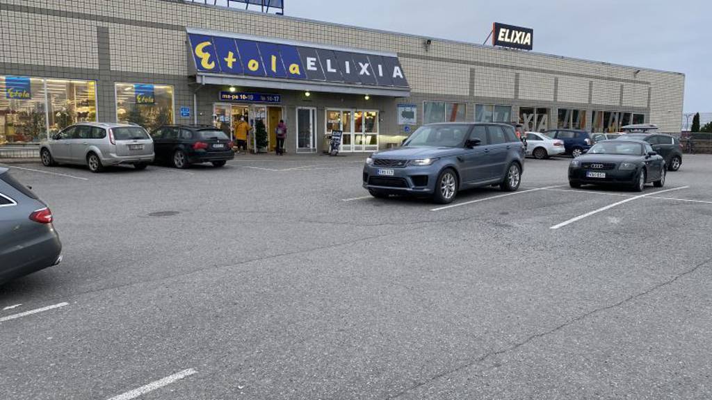 Länsikeskus Viilarinkatu 4