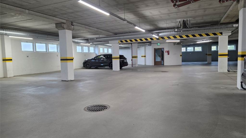 autohalli Itkonniemenkatu 29