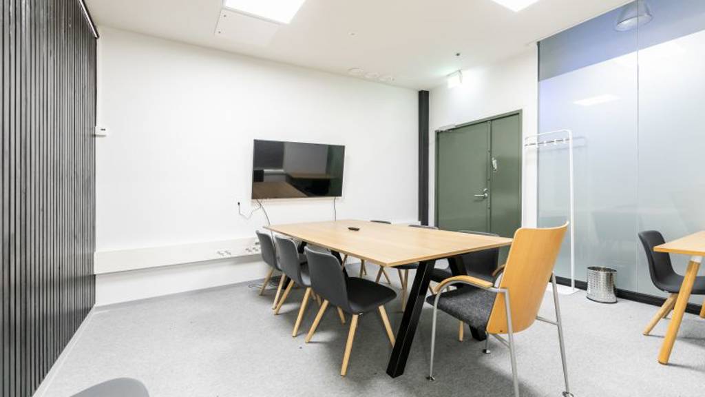 Yhteiskäyttöinen kokoustila Leväsentie 2