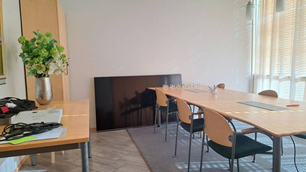 Neuvottelutila Puijonkatu 23